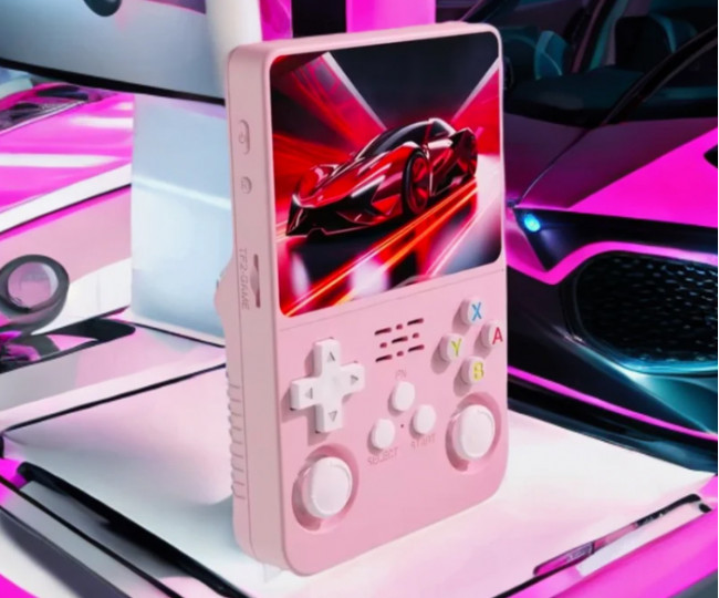 Портативная ретро-игровая консоль RetroGamer Pro